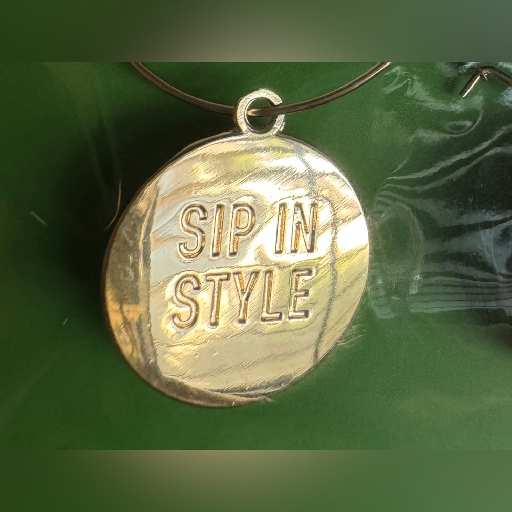 🍸NWT! Tanqueray Cocktail Charm Set - Picture 11 of 11